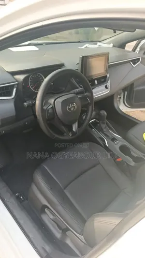Toyota Corolla 2022 White