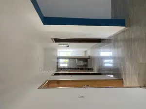 3bdrm Block of Flats in East Airport for rent