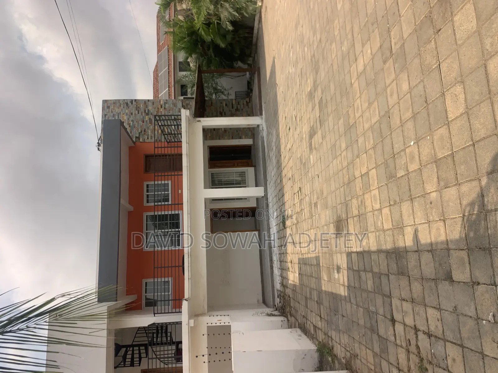 3bdrm Block of Flats in East Airport for rent