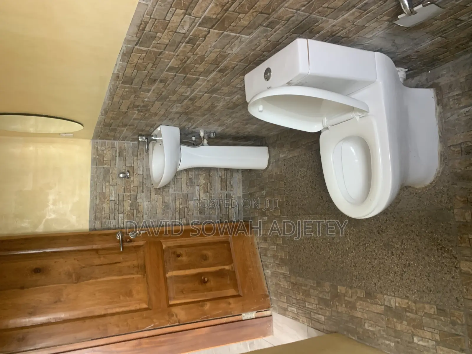 3bdrm Block of Flats in East Airport for rent