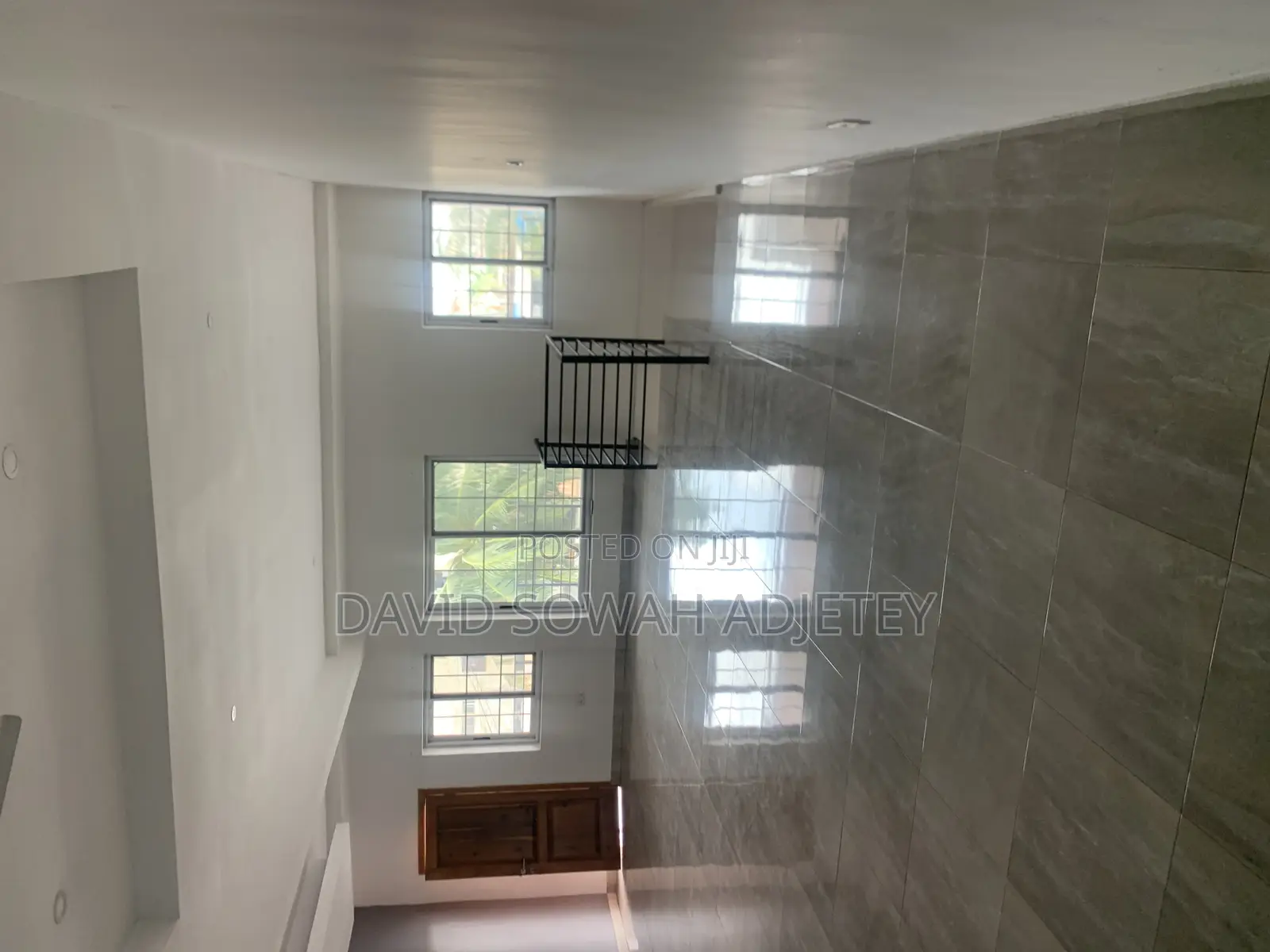 3bdrm Block of Flats in East Airport for rent