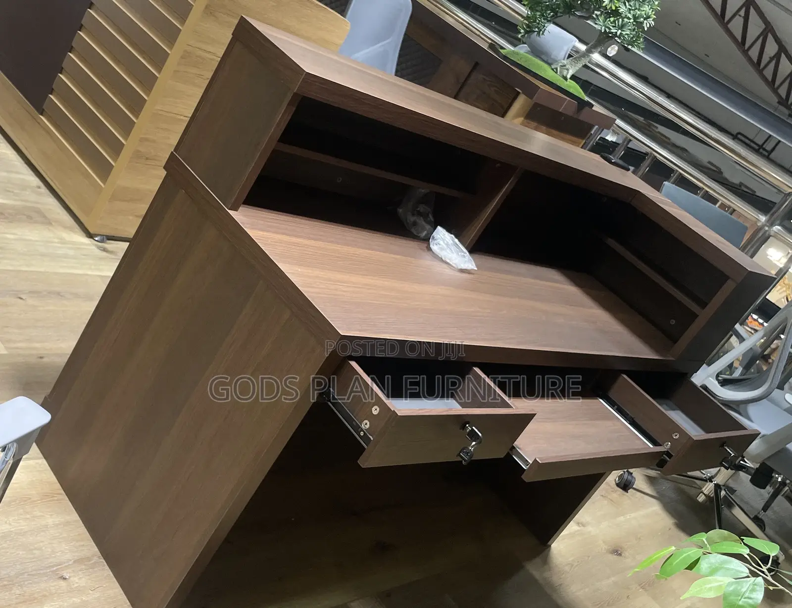 Receptionist Desk