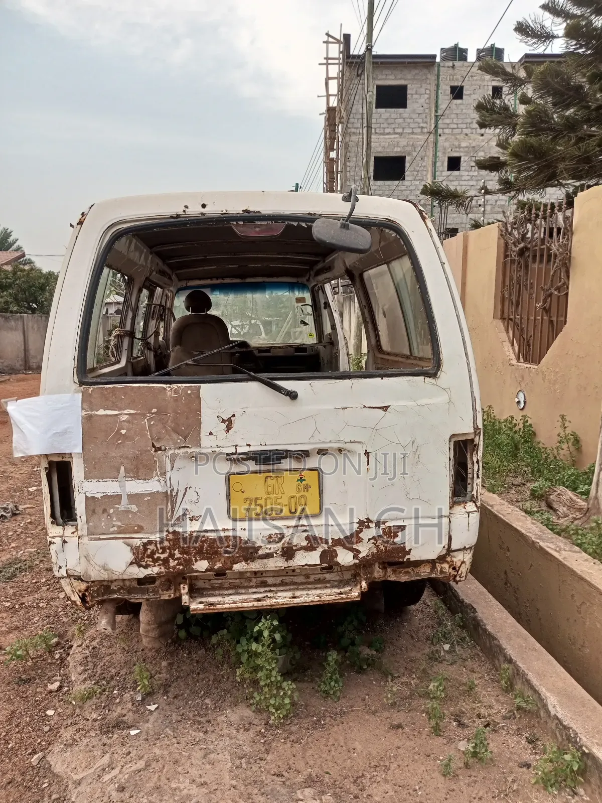 Nissan Caravan (Urvan) 2012 White