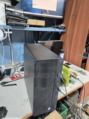 Desktop Computer HP 16GB Intel Core i7 SSD 512GB