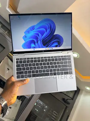 Laptop HP EliteBook x360 1040 G7 16GB Intel Core i7 SSD 512GB