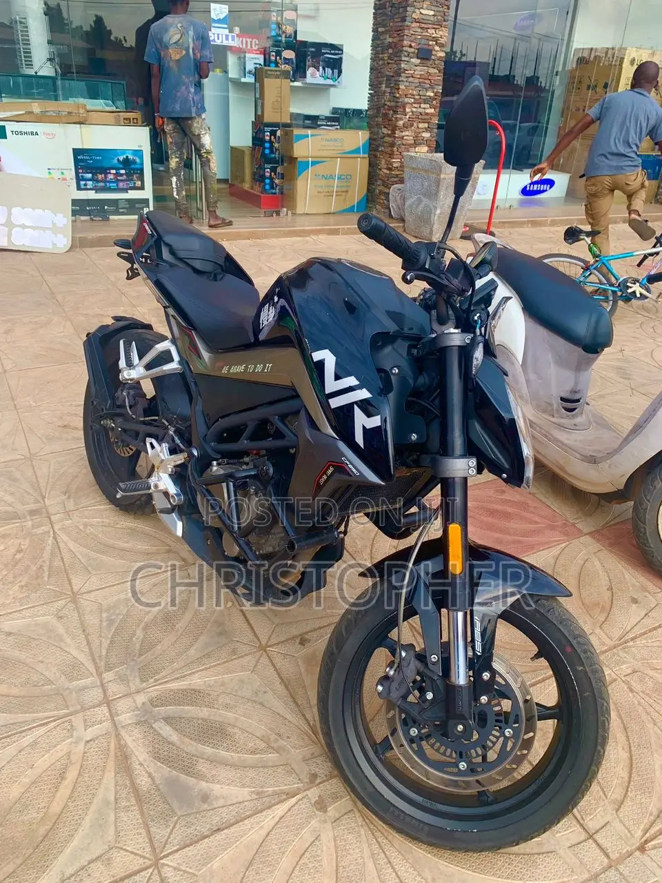 CFMoto 250NK 2025 Black