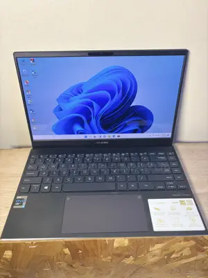 Laptop Asus ZenBook 13 UX331UN 8GB Intel Core i5 SSD 256GB