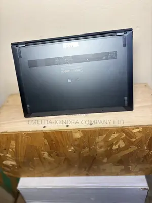 Laptop Asus ZenBook 13 UX331UN 8GB Intel Core i5 SSD 256GB