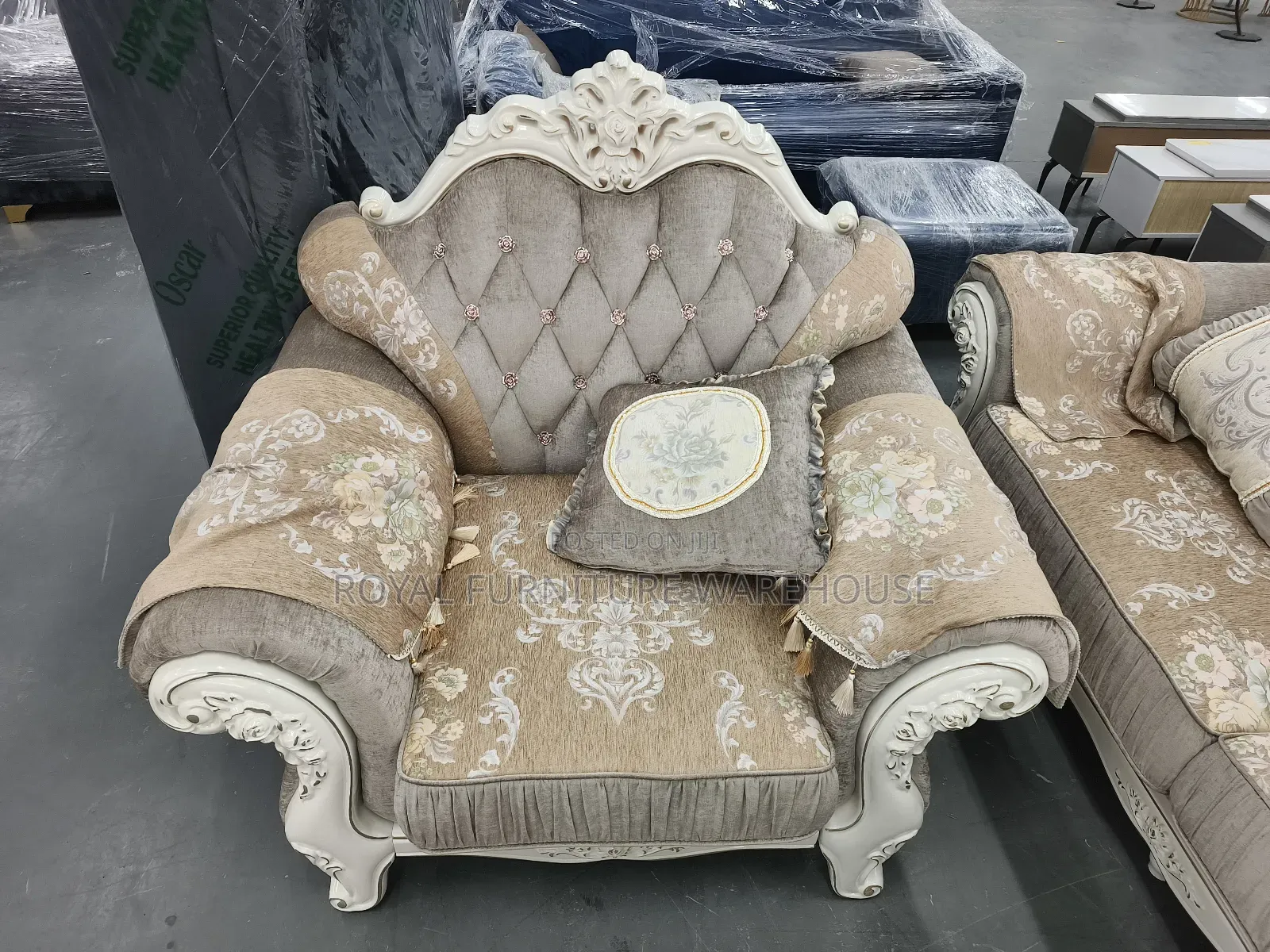 European-Style Royal Sofa Collection (Hand-Carved European-Style)