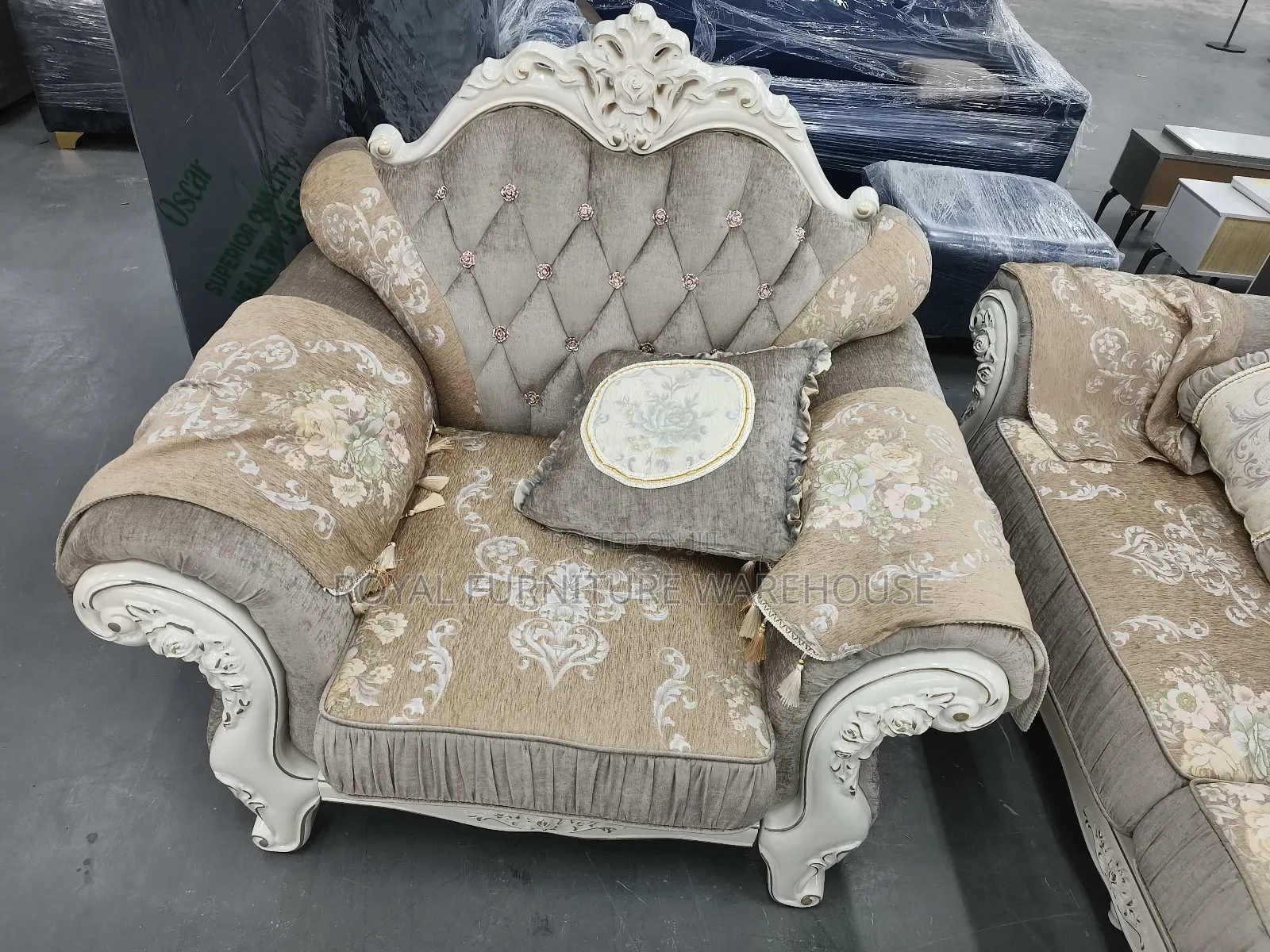 European-Style Royal Sofa Collection (Hand-Carved European-Style)