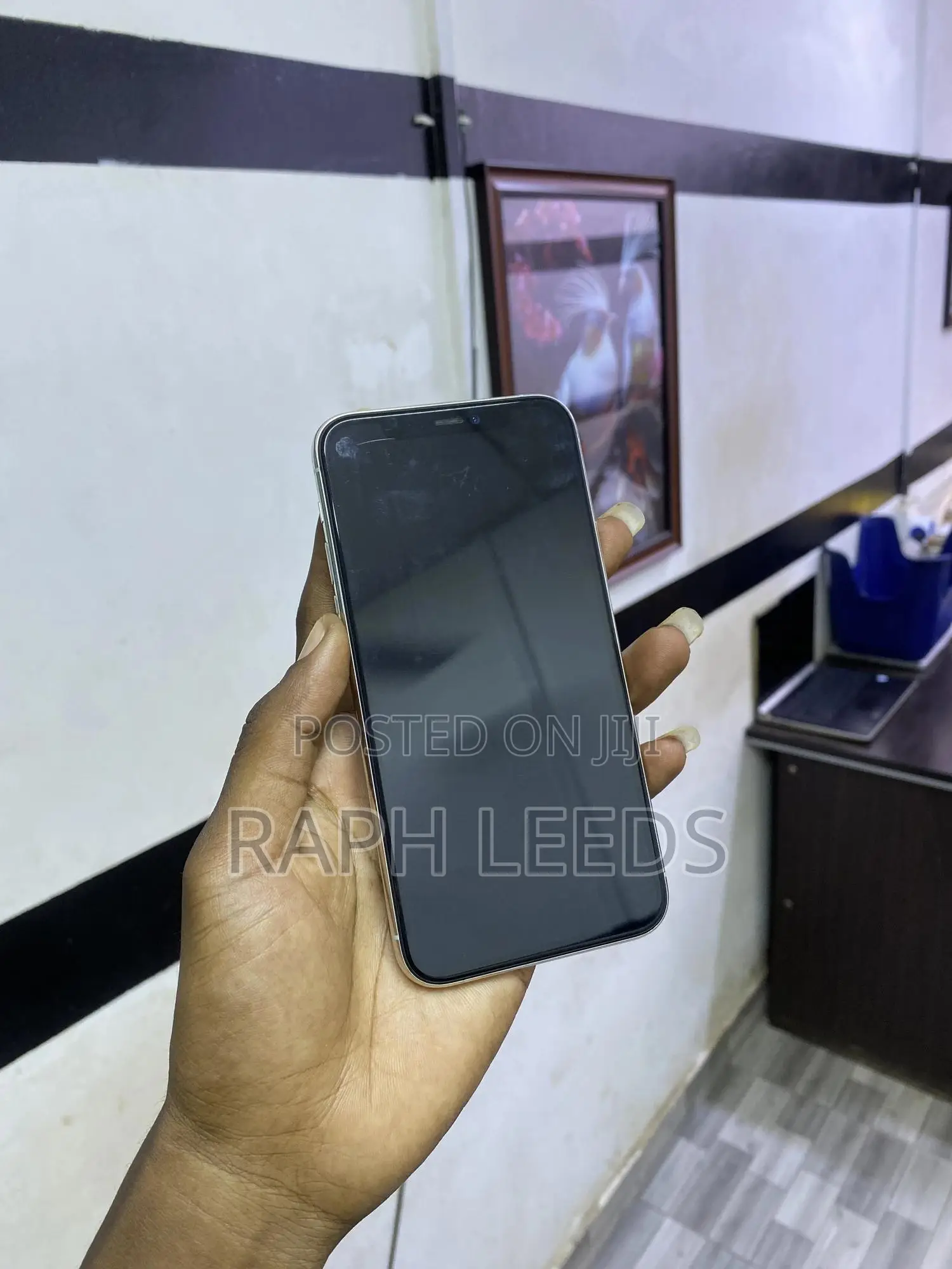 New Apple iPhone 11 Pro 64 GB White