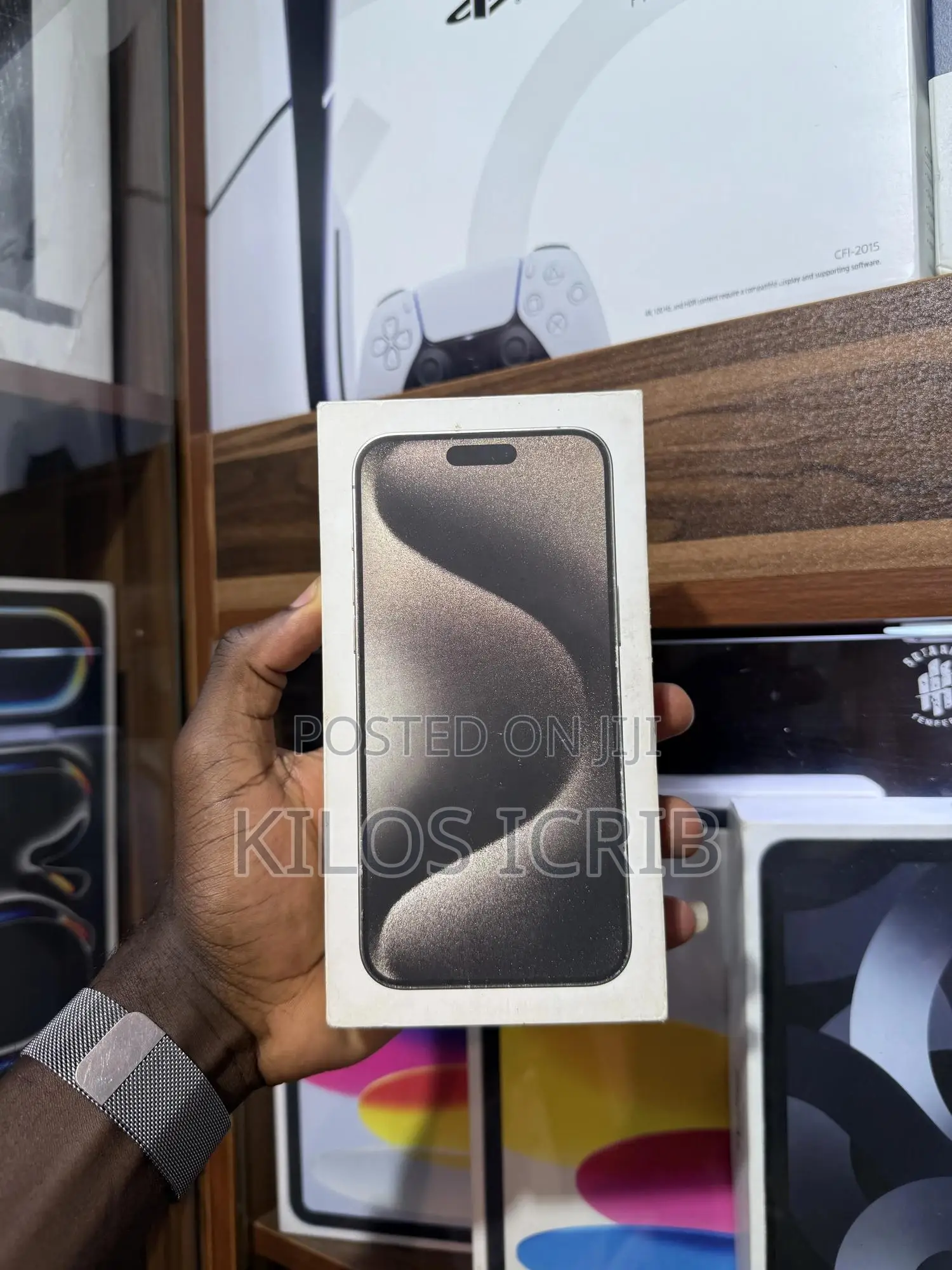 New Apple iPhone 15 Pro Max 256 GB Gold