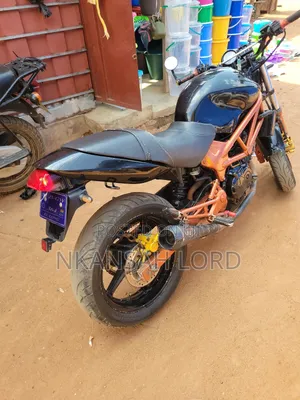 Honda VF 2010 Black
