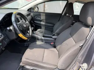Honda HR-V EX-L w/Navigation AWD 2018 Gray