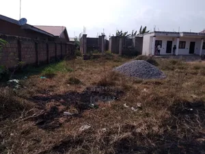 3bdrm House in Manhean for sale