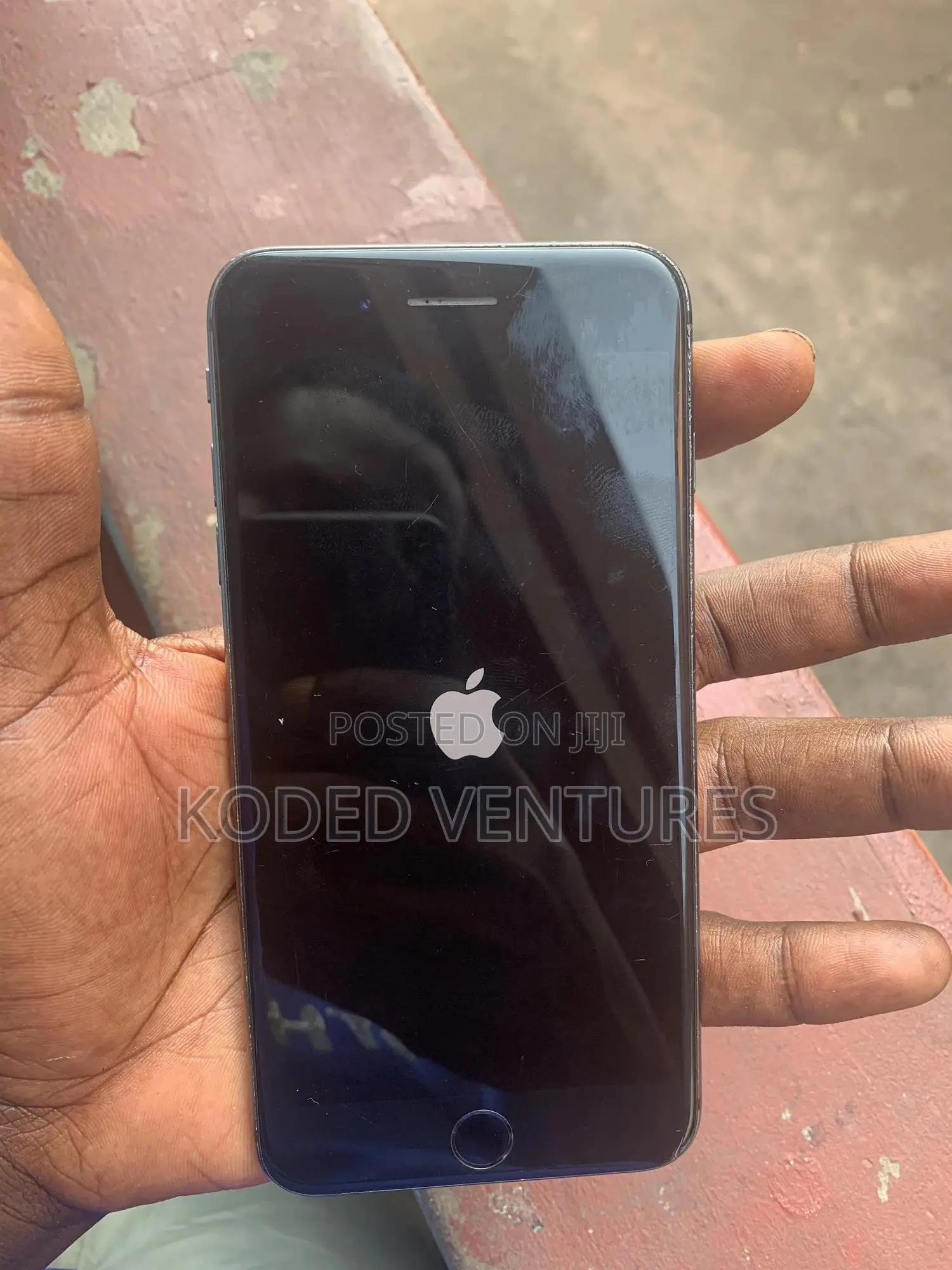 Apple iPhone 8 Plus 64 GB Black