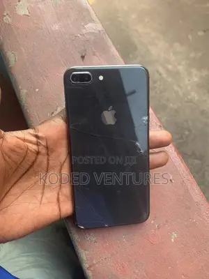 Apple iPhone 8 Plus 64 GB Black
