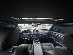 Honda Accord Sport (1.5L 4cyl Turbo CVT) 2019 White
