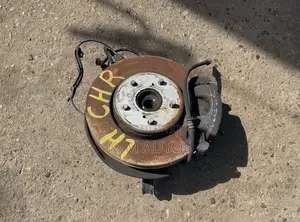 2018 - 2022 Toyota C-Hr Front Hub Complete Pair (Used)
