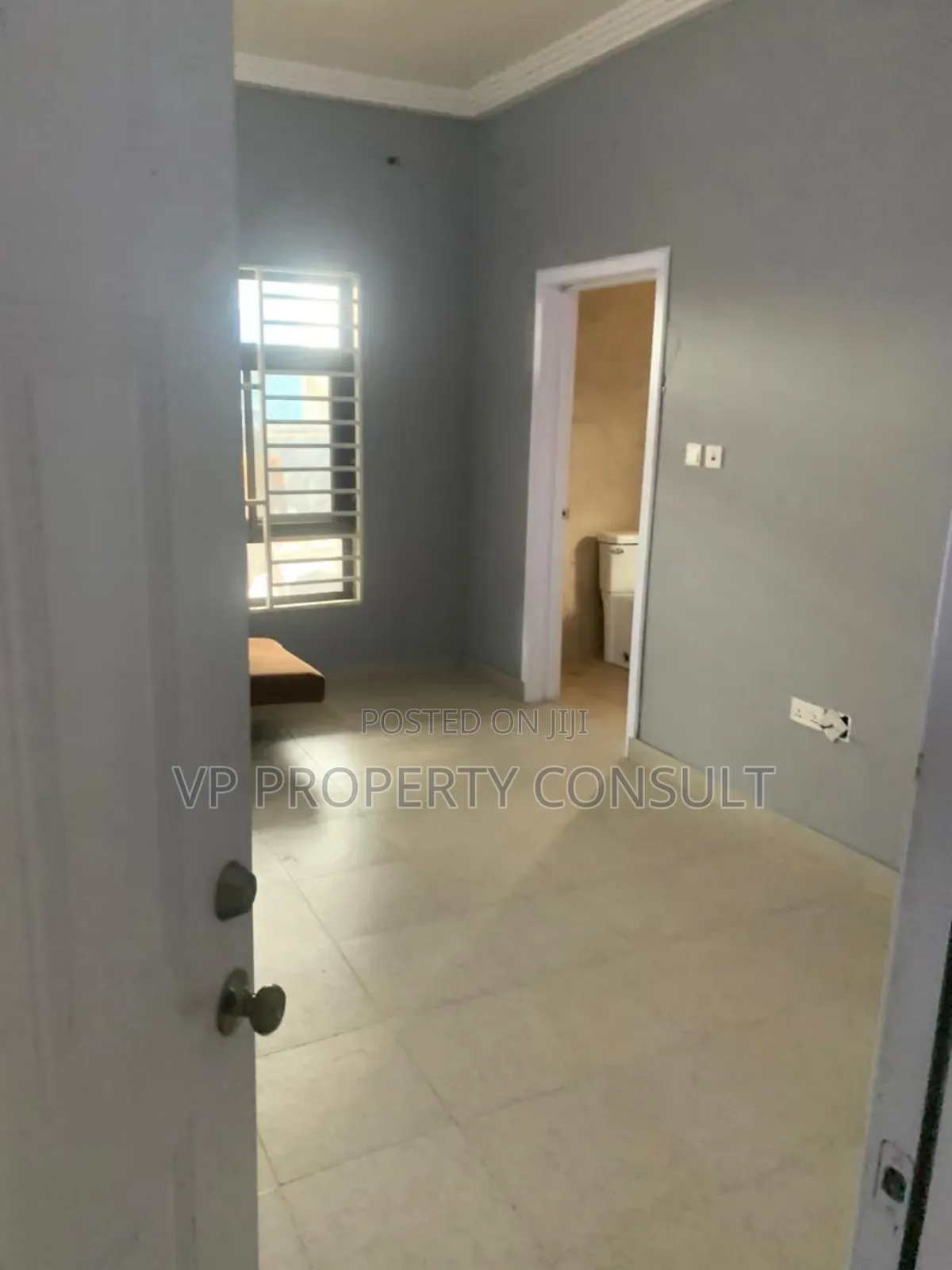 2bdrm Apartment in Ashaley Botwe for rent