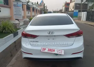 Hyundai Elantra Limited 2018 White