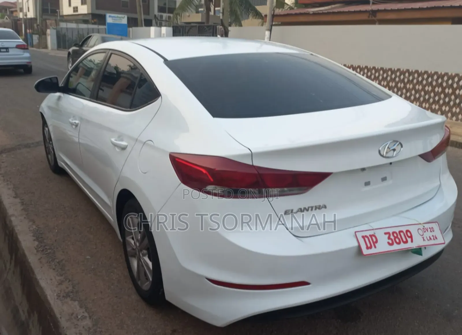 Hyundai Elantra Limited 2018 White