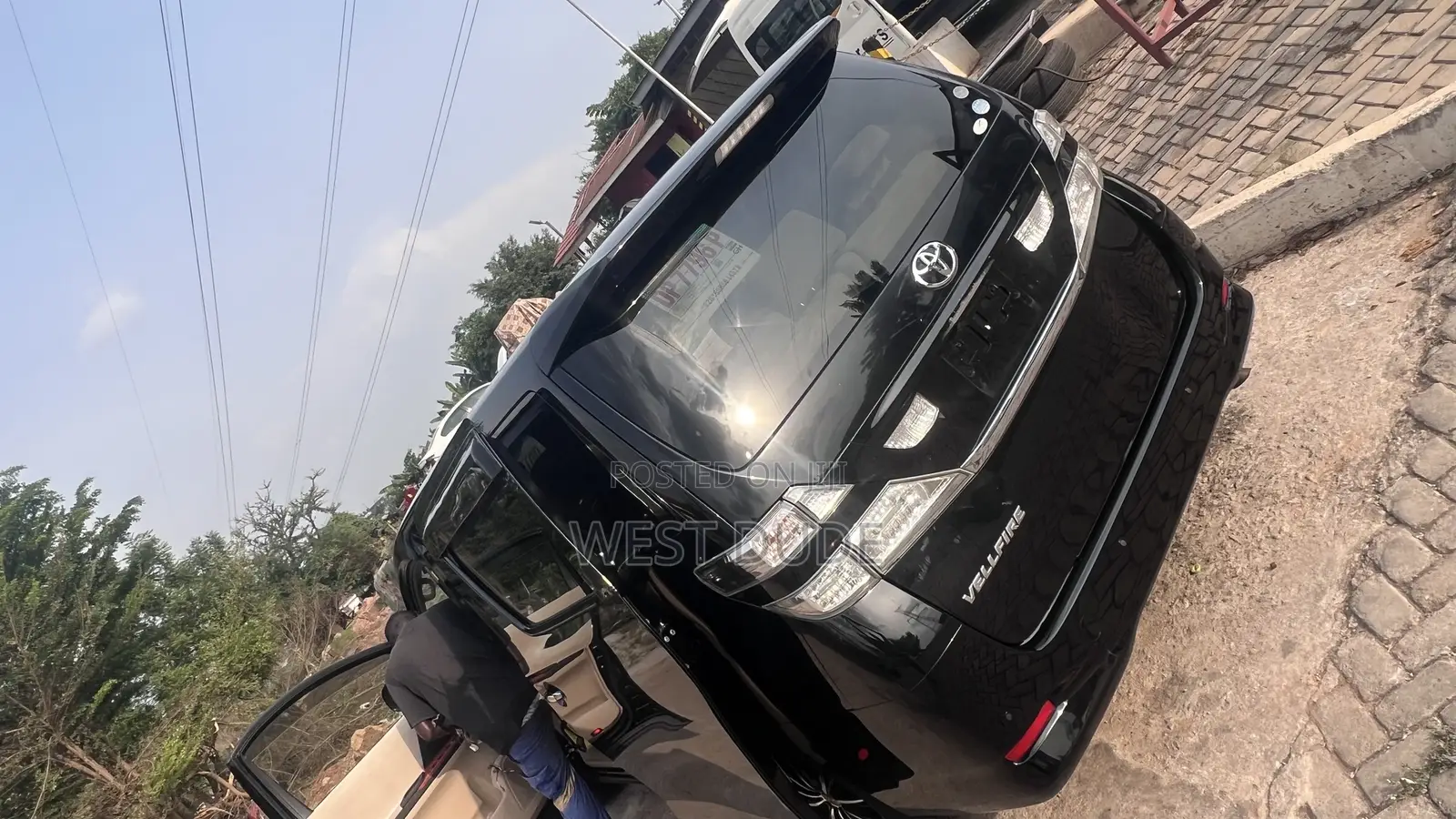 Toyota Vellfire 2011 Black
