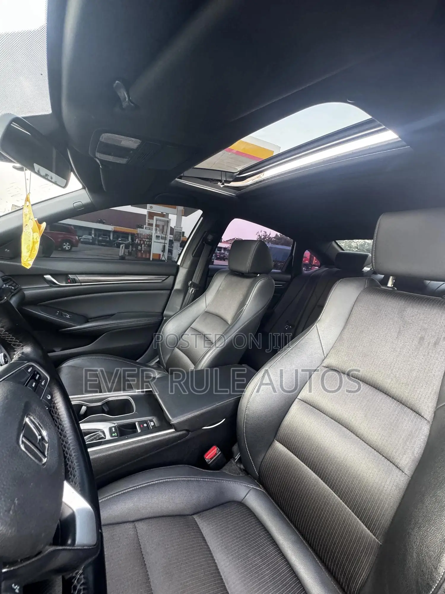 Honda Accord Sport (1.5L 4cyl Turbo CVT) 2019 White