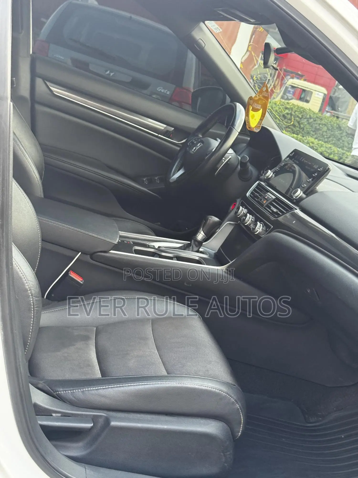 Honda Accord Sport (1.5L 4cyl Turbo CVT) 2019 White