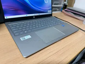 New Laptop HP 14S 16GB Intel Core i5 SSD 512GB