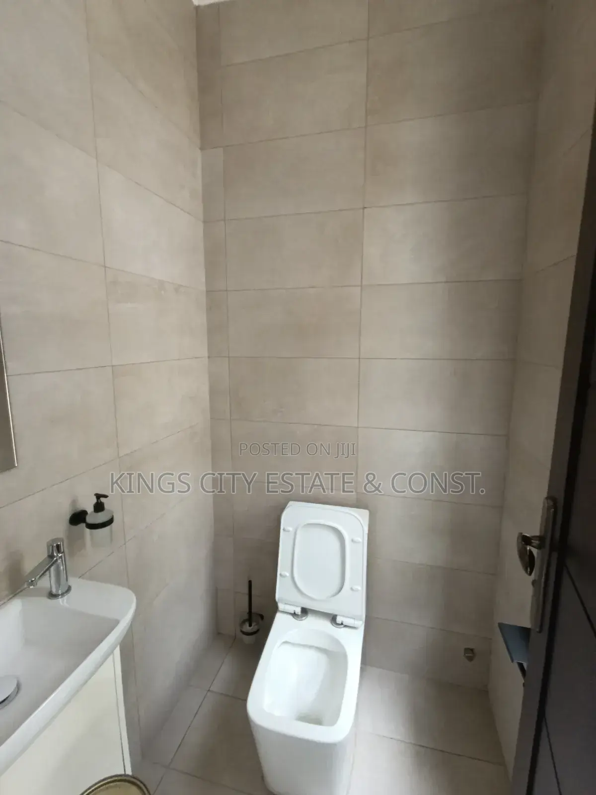 3bdrm House in Police Station, West Legon for rent