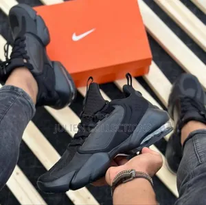 Nike Air Max Alpha Savage Black