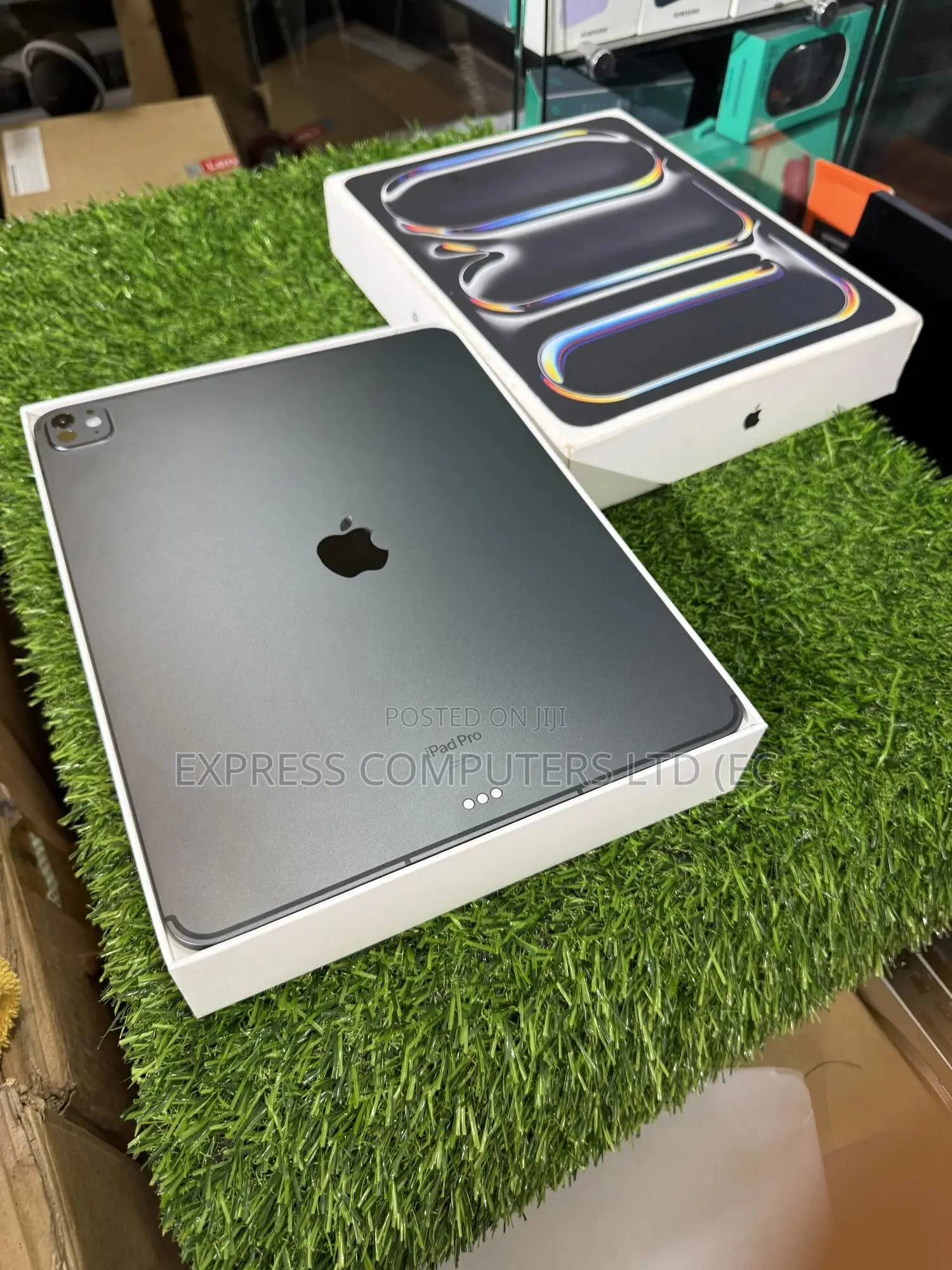 Apple iPad Pro 13 (2024) 512 GB Gray