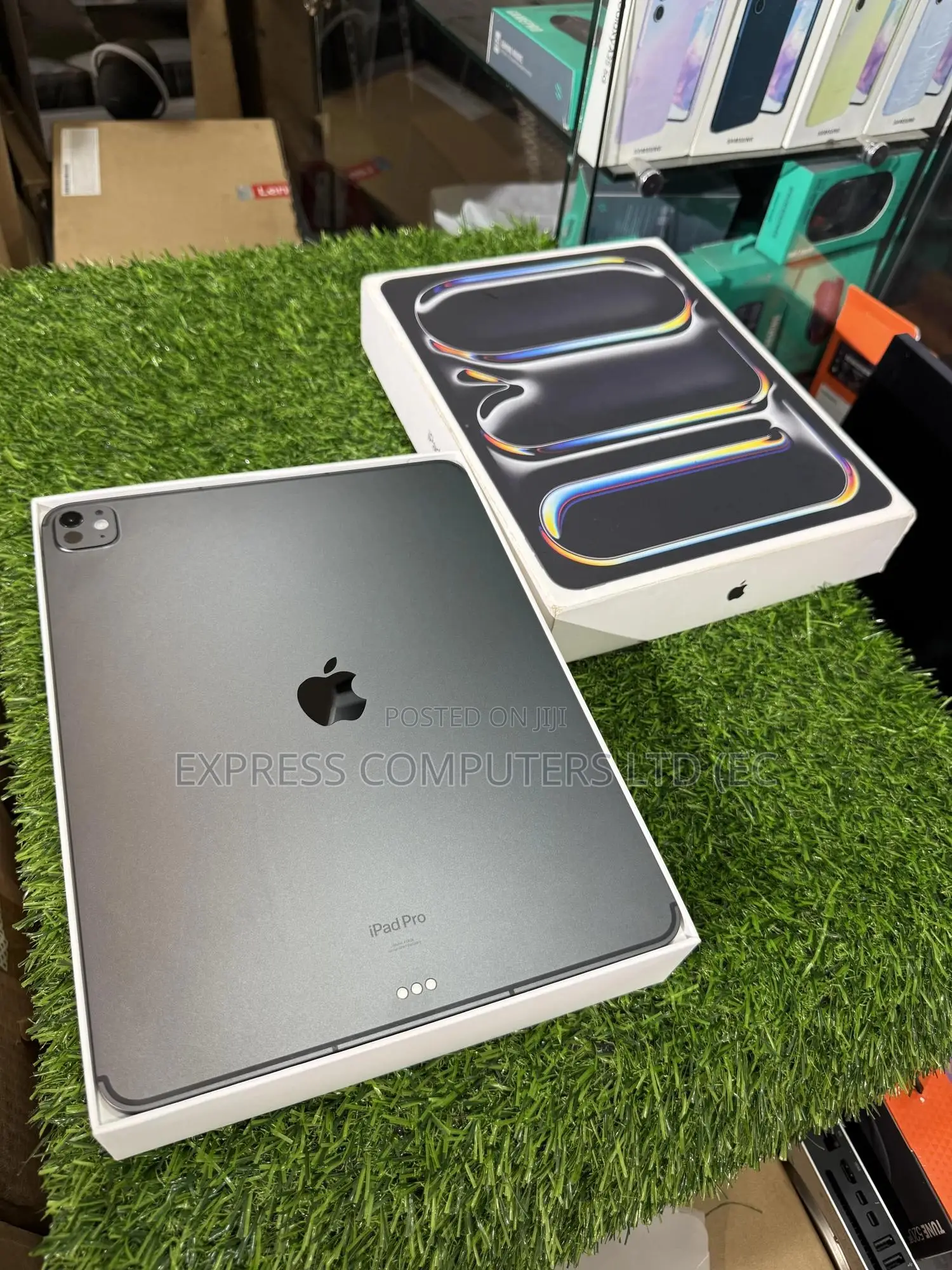 Apple iPad Pro 13 (2024) 512 GB Gray