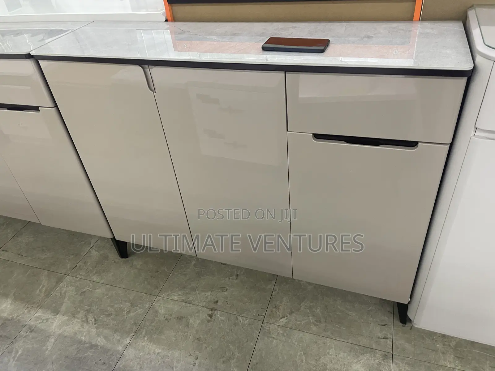 Modern Kitchen Cabinet