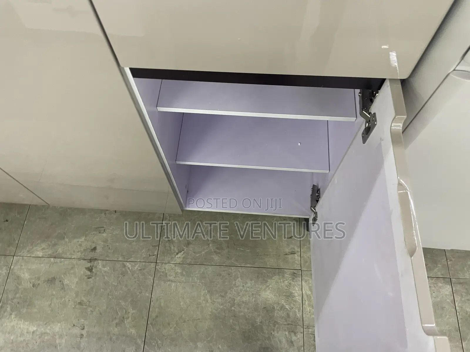 Modern Kitchen Cabinet