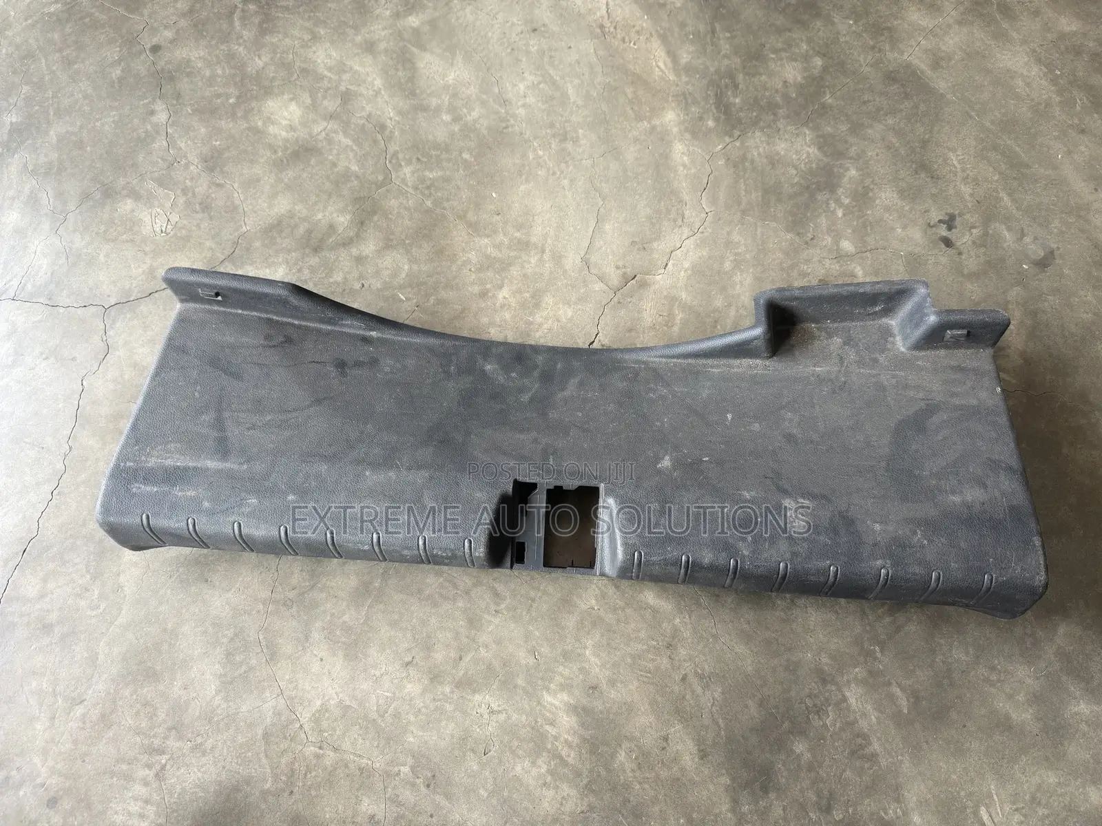 2016-2020 Honda Civic Latch Lock Sill Panel Trim Oem.