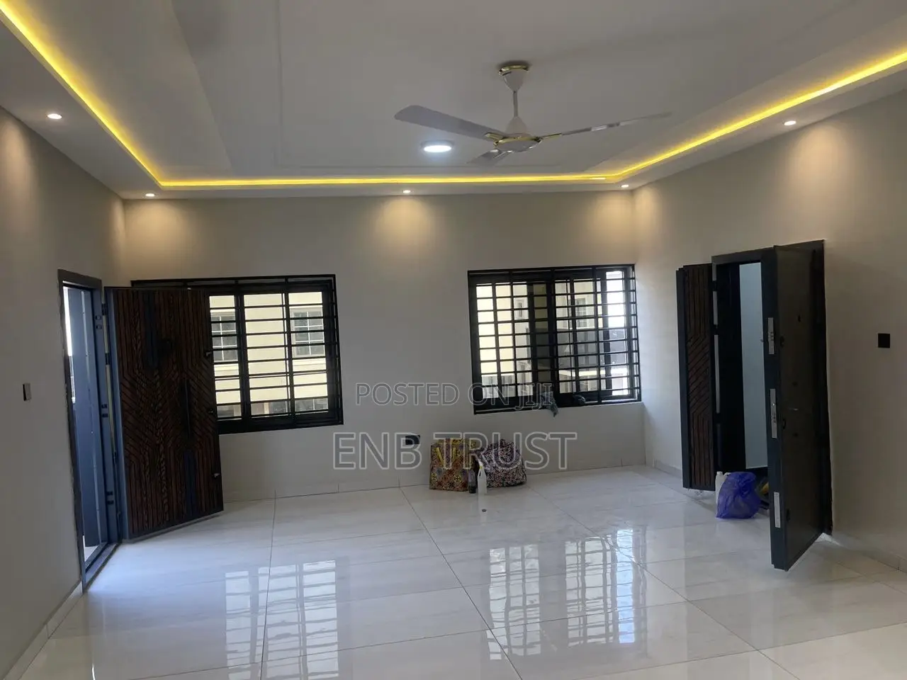 3bdrm Townhouse / Terrace in Parakuo for rent