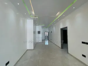 5bdrm House in Adansi South for sale