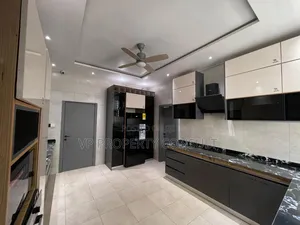 5bdrm House in Adansi South for sale