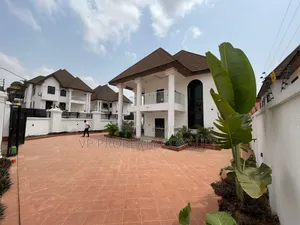 5bdrm House in Adansi South for sale