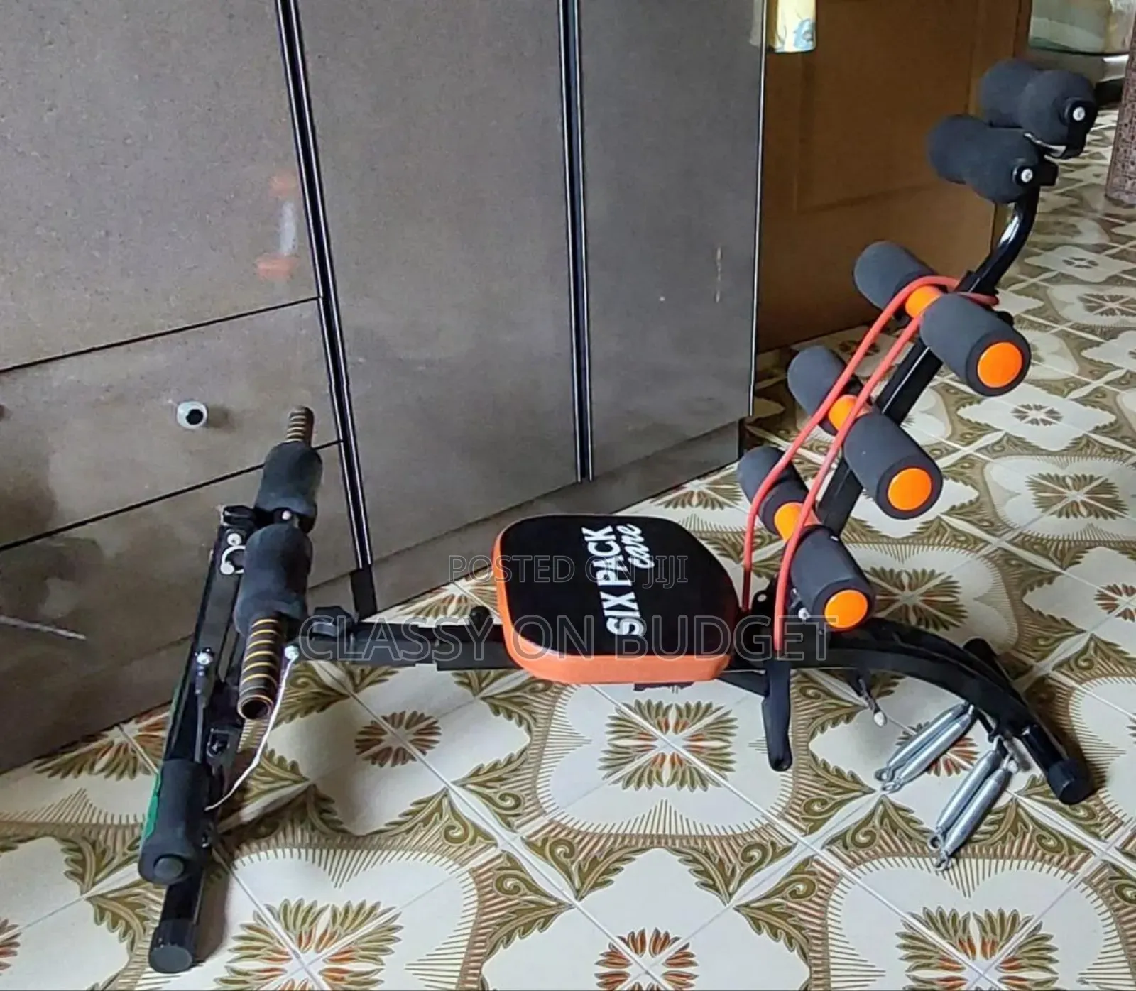 Seven/Six Care Abs Machine For Workout