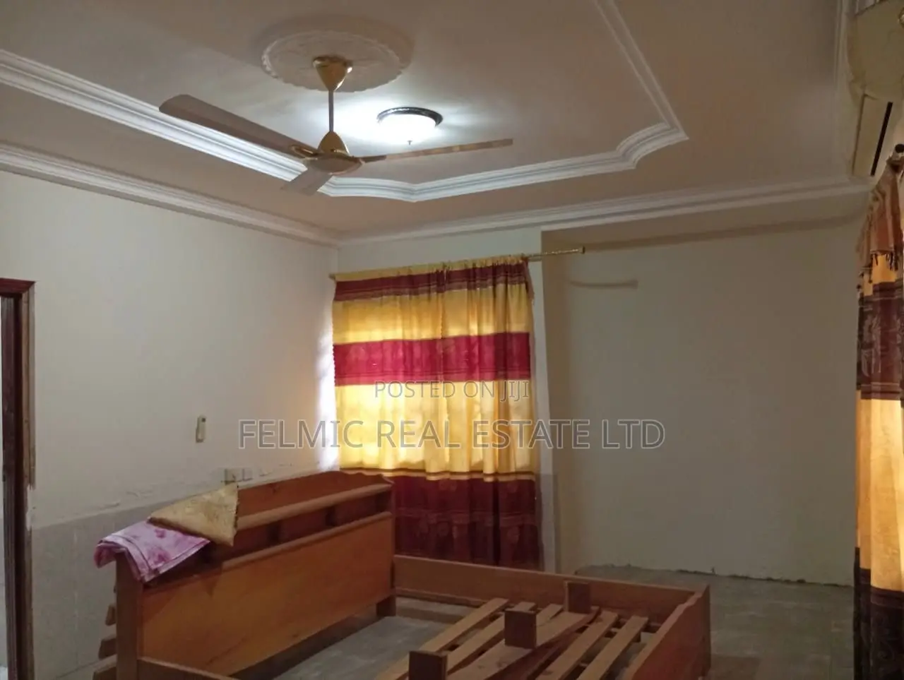 5bdrm House in Felmic Real Estate, Housing Down for sale