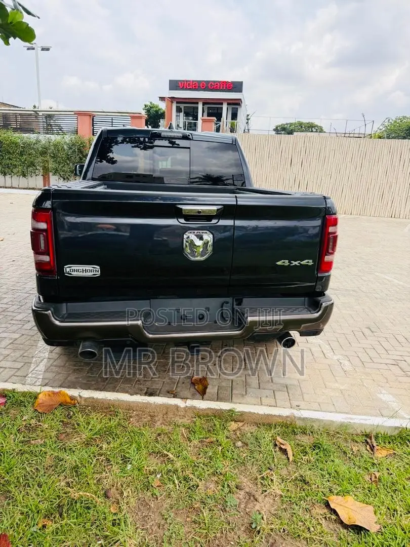 Dodge RAM 2024 Gray