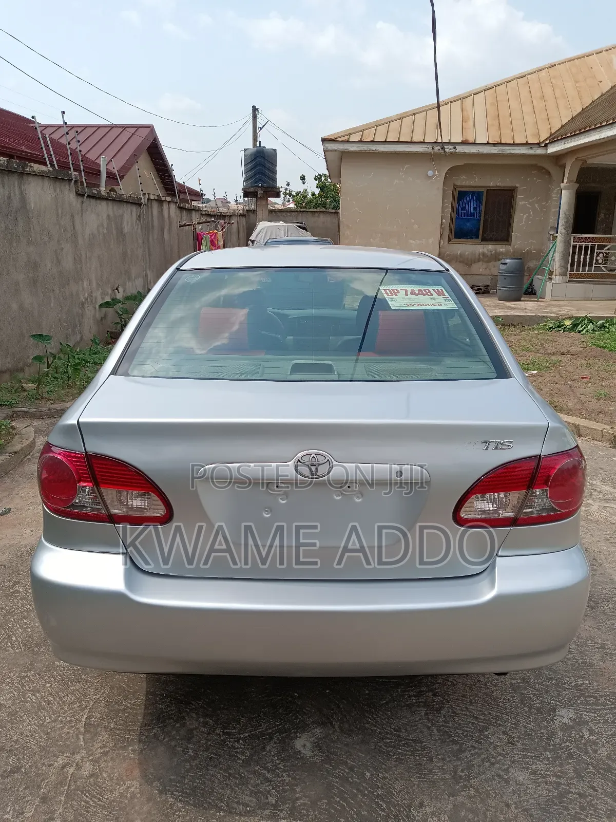 Toyota Corolla Base 4dr Sedan (1.8L 4cyl 5M) 2010 Silver