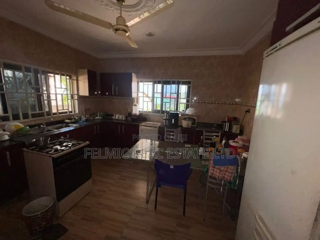 4bdrm Duplex in Felmic Real Estate, Amasaman for sale