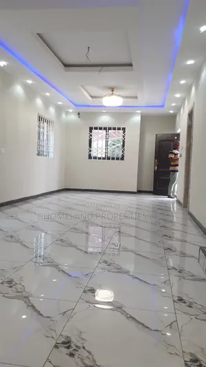 4bdrm House in Tema Community 25 for sale