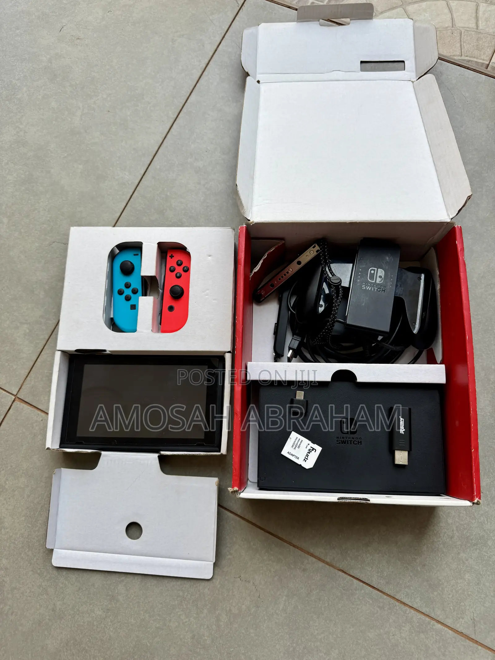 Neat Nintendo Switch With All Accessories and Games Installed