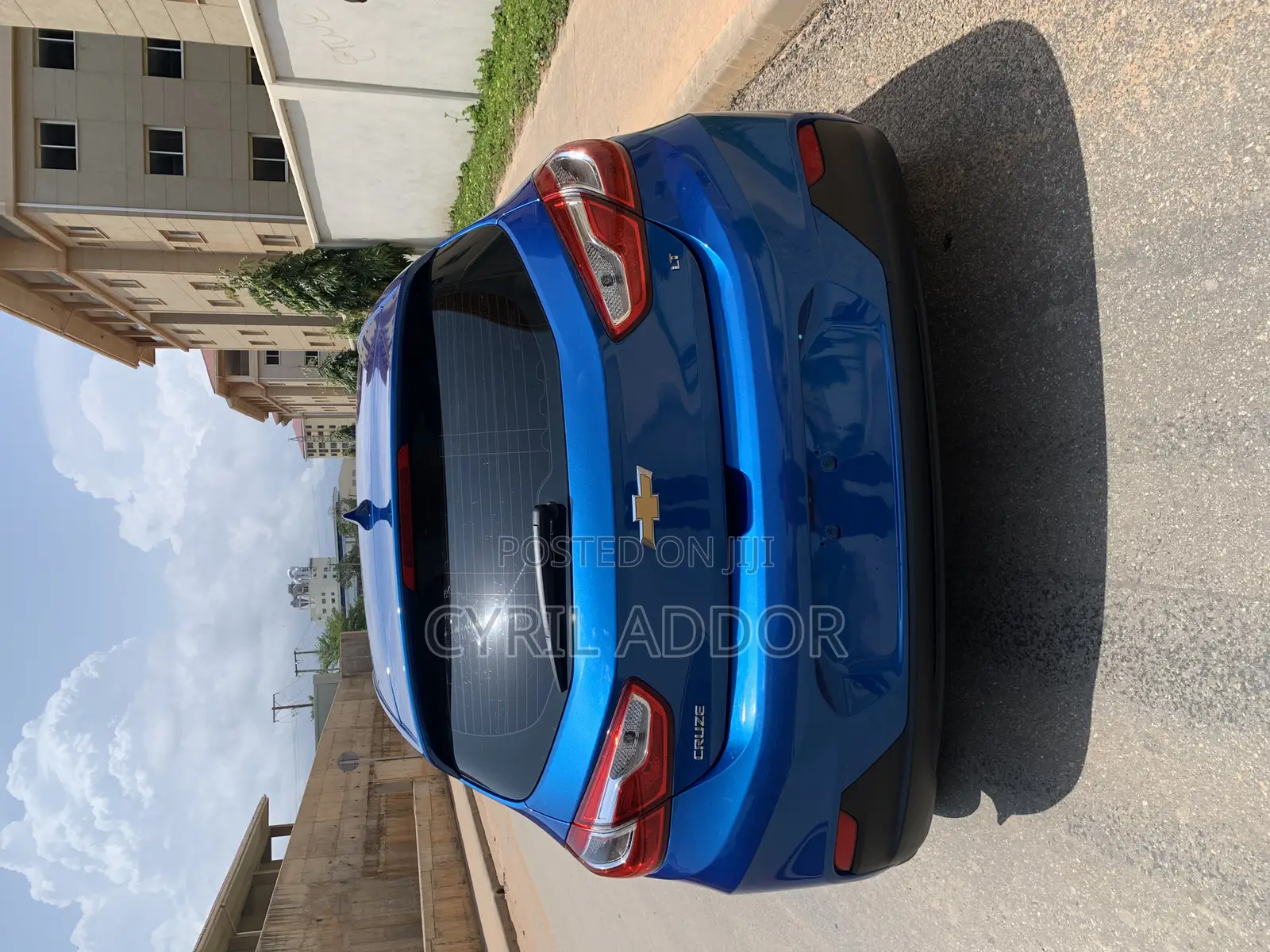 Chevrolet Cruze LT Auto Hatchback 2017 Blue