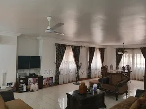 4bdrm House in Regimanuel Estates, Accra Metropolitan for sale